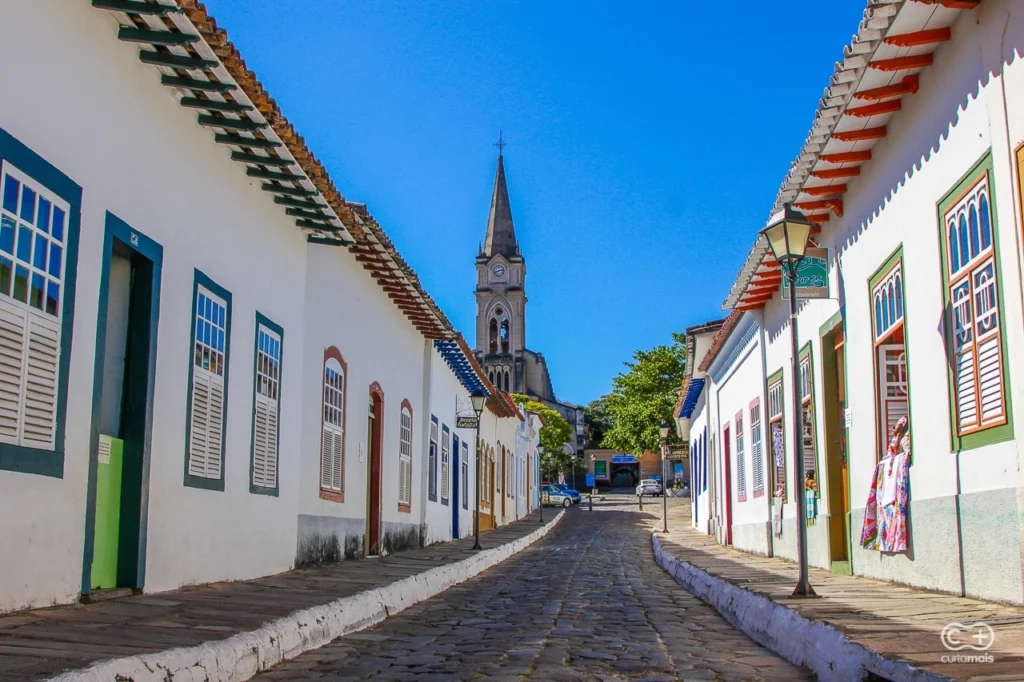 Rua de paralelepípedos em Goiás Velho